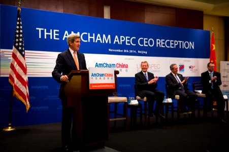 Secretary Kerry Speaks at the American Chamber of Commerce Reception - Flickr - East Asia and Pacific Media Hub (4) photo