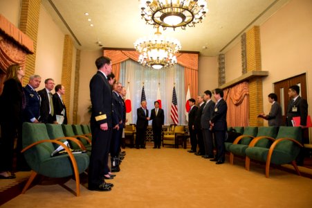 Secretary of Defense Hagel Greets Japan’s Prime Minister Abe - Flickr - East Asia and Pacific Media Hub