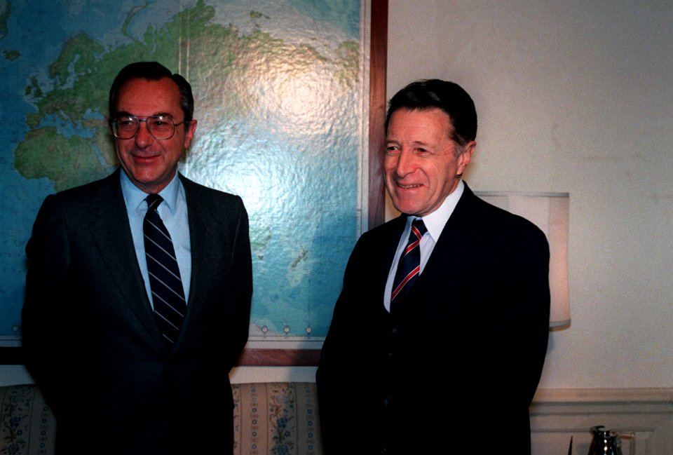 Secretary of Defense Caspar Weinberger and Israeli Defense Minister Moshe Arens