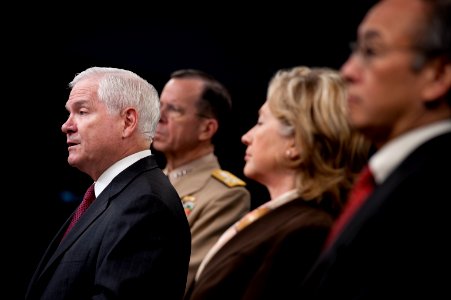 Secretary of Defense Robert M. Gates, left, Chairman of the Joint Chiefs of Staff Navy Adm. Mike Mullen, second from left, Secretary of State Hillary Rodham Clinton, second from right, and Secretary of Energy 100406-N-TT977-046