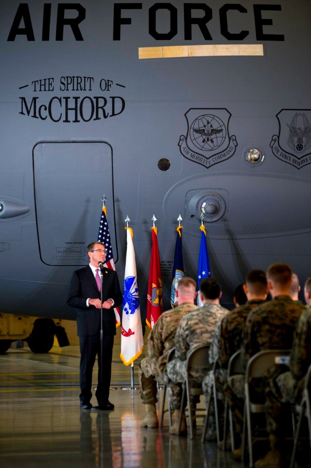 Secretary of defense visits JBLM 160304-N-JY507-029