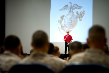 Secretary of the Navy activities 141014-N-LV331-003