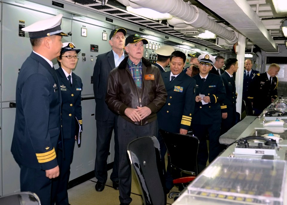 Secretary of the Navy visits China 121129-N-AC887-007