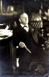 Secretary of the Navy Josephus Daniels at his desk, State, War and Navy Building (26977524093)