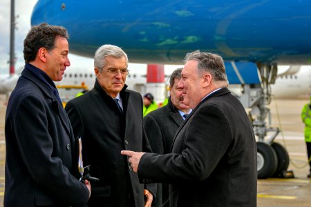 Secretary Pompeo Arrives in Bratislava - 32128785527