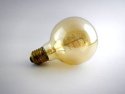 Lighting lamp voltage