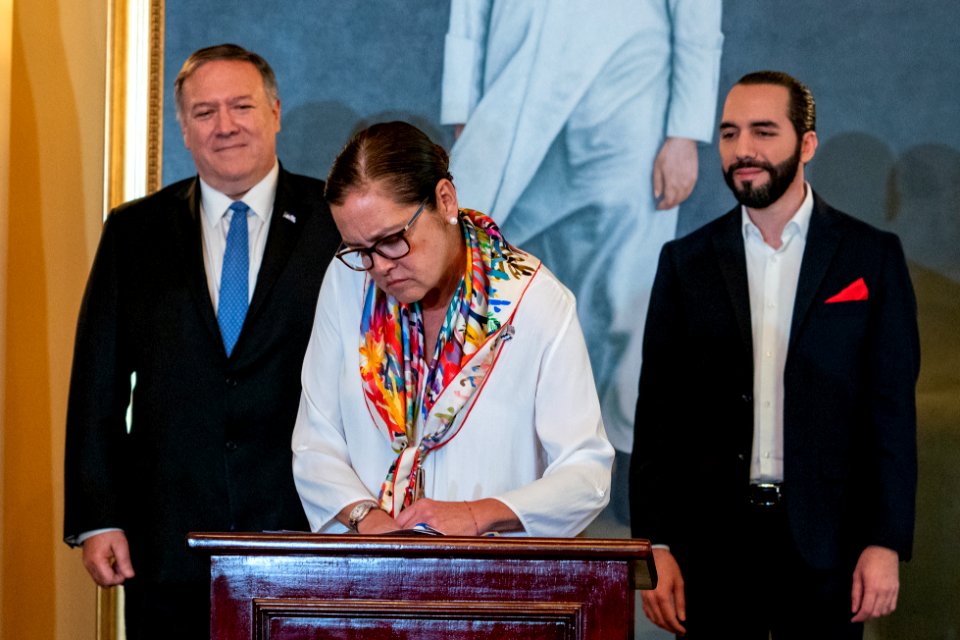 Secretary Pompeo Participates in Signing Ceremony for the CSL Lease Extension - 48342126777