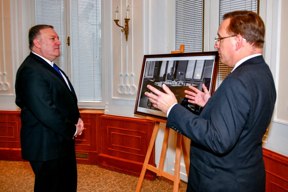 Secretary Pompeo Visits Portraits Cardinal Mindszenty and Carl Lutz - 32120998747