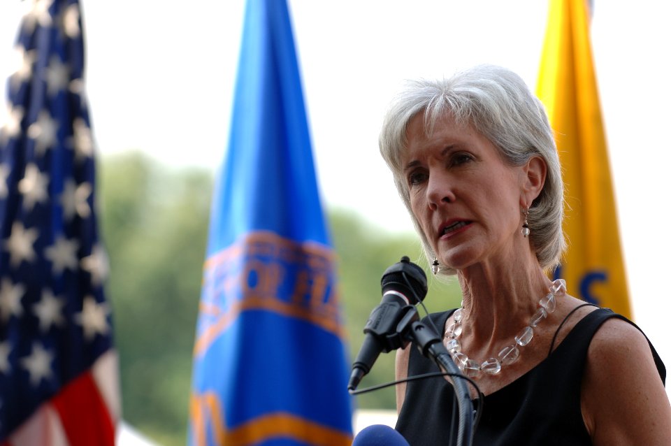 Secretary Sebelius speaks to onlookers and eager HHS staffers as HHS unveils its first Famer's Market