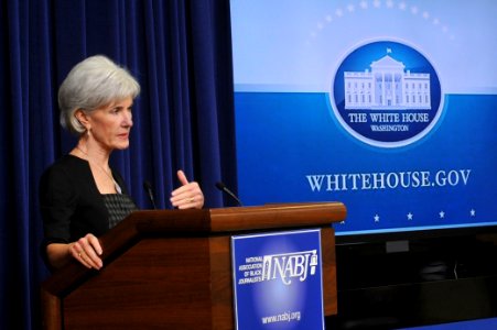 Secretary Sebelius Speaks to the National Association of Black Journalists (Pic 6)