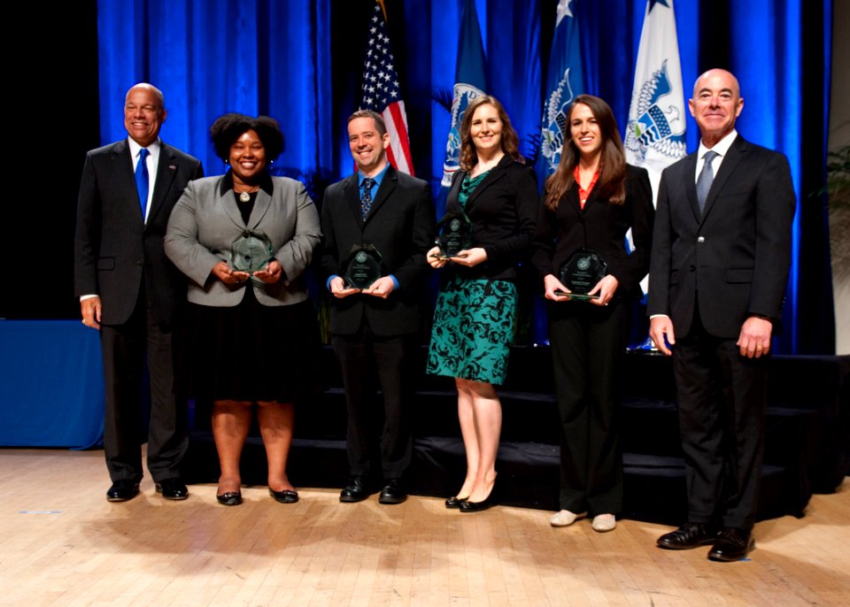 Secretary's Award for Excellence (30541248401)