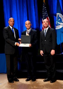 Secretary's Exceptional Service Gold Medal 2016 (30513868482)