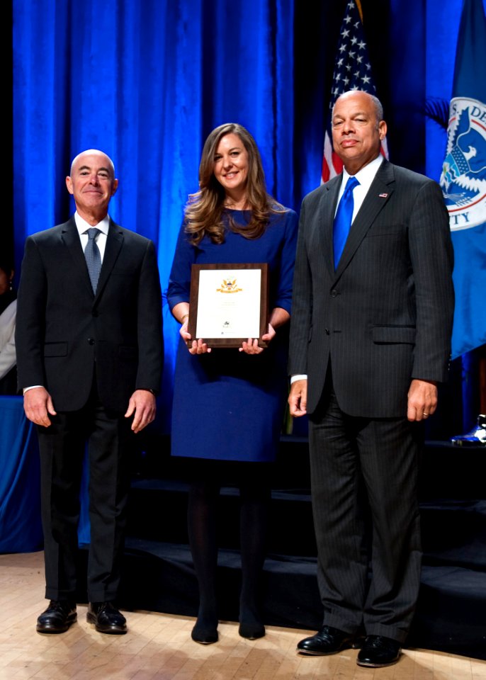 Secretary's Customer Service Award (29992687803)