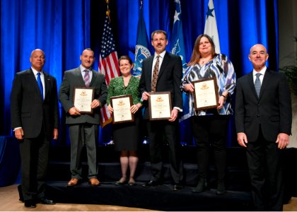 Secretary's Customer Service Award (30538134331)