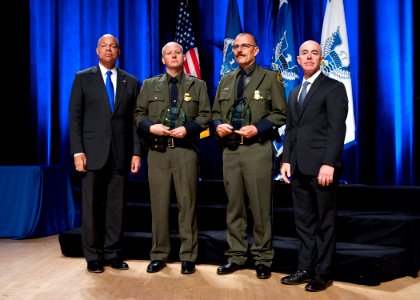 Secretary's Award for Valor (30630486225)