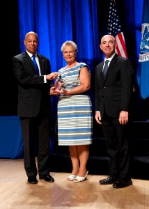 Secretary’s Award for Exemplary Service (30510285002)