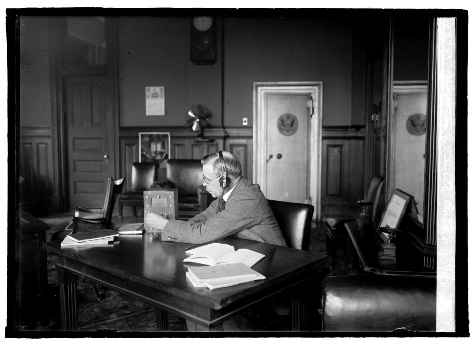 Secty. Work with radio, 3-9-22 LCCN2016846132