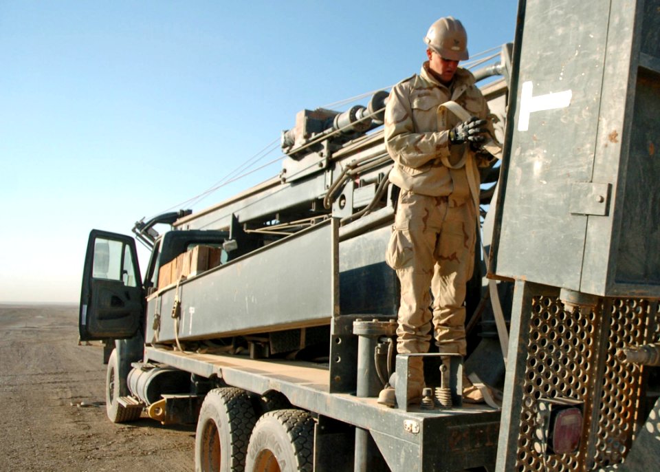 Securing water well rig 091205-N-AW868-073