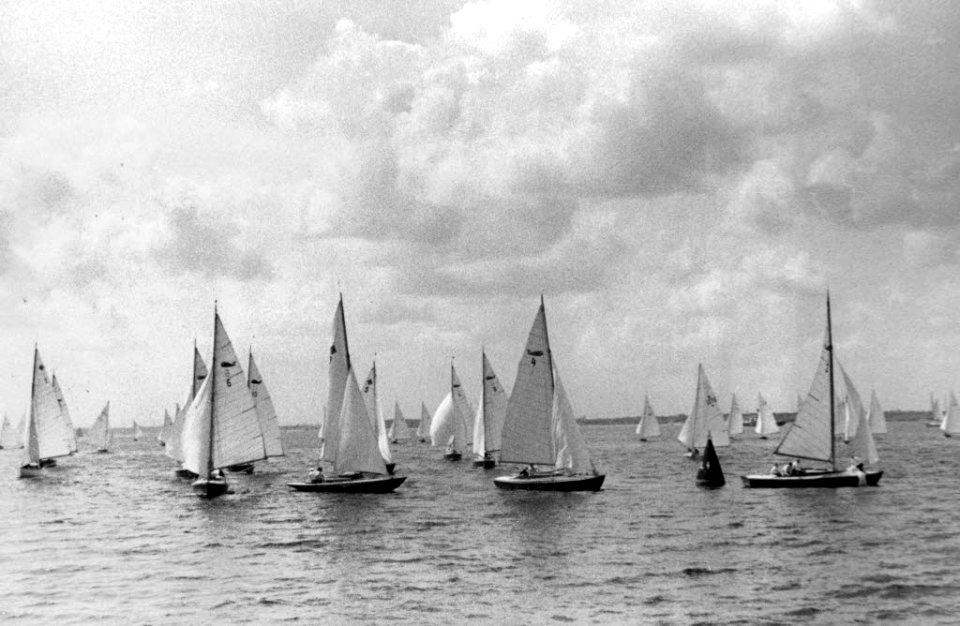 Segelregatta der Wal-Klasse zur Kieler Woche 1935 (Kiel 74.440)