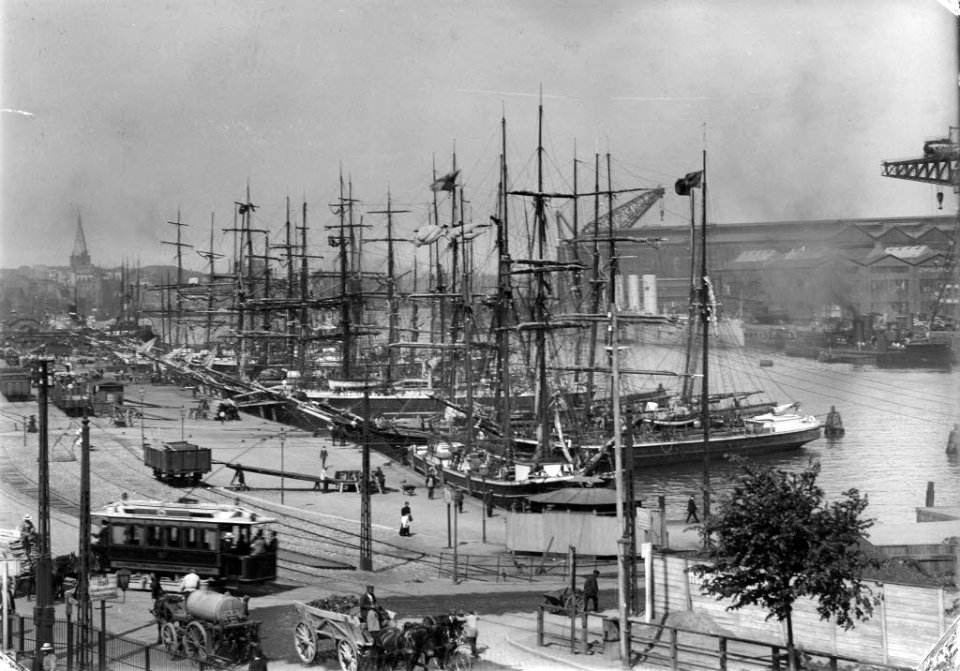 Segelschiffe im Handelshafen an der Hörn (Kiel 70.453)