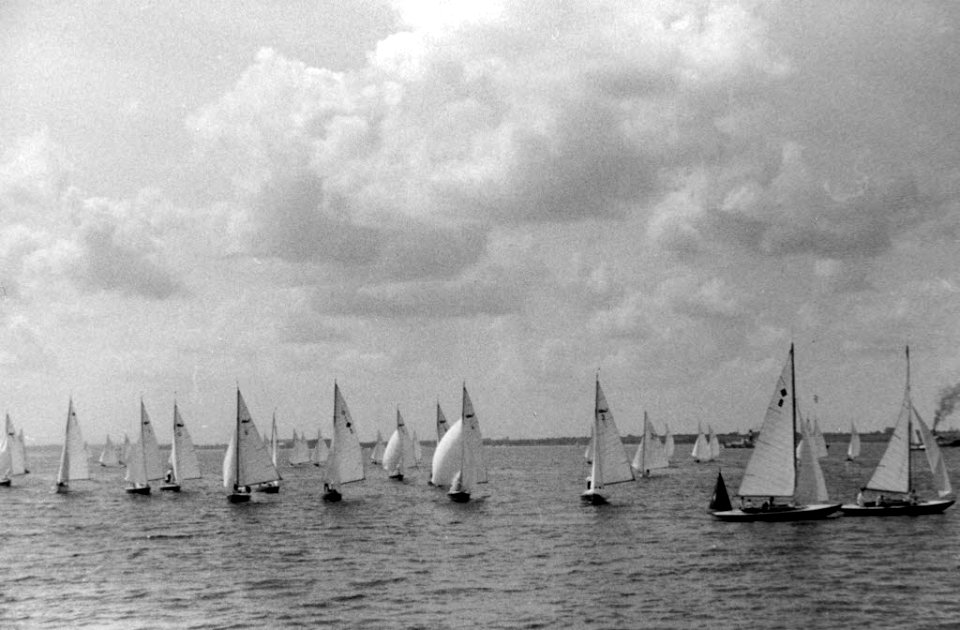 Segelregatta der Wal-Klasse zur Kieler Woche 1935 (Kiel 74.439)