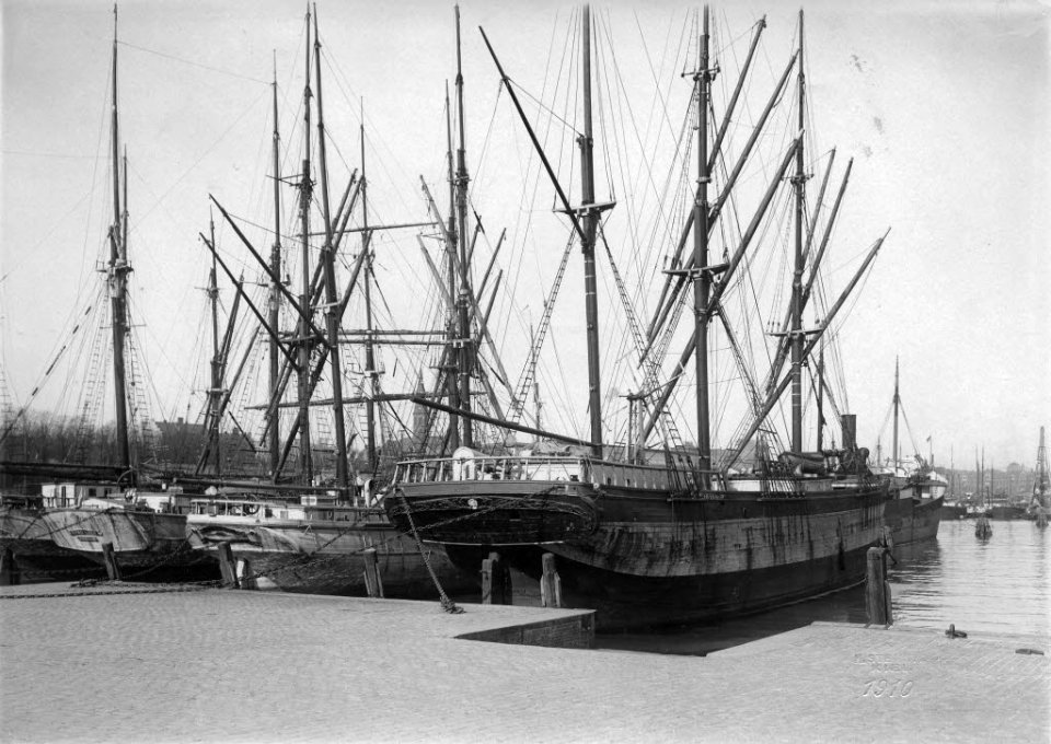 Segelschiffe im Handelshafen an der Hörn (Kiel 70.451)