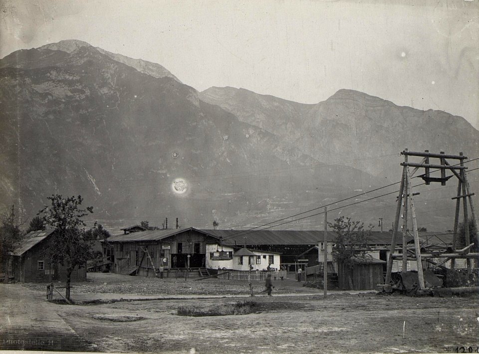 Seilbahn 10.Vigolo.Station Matarello. (BildID 15643267)