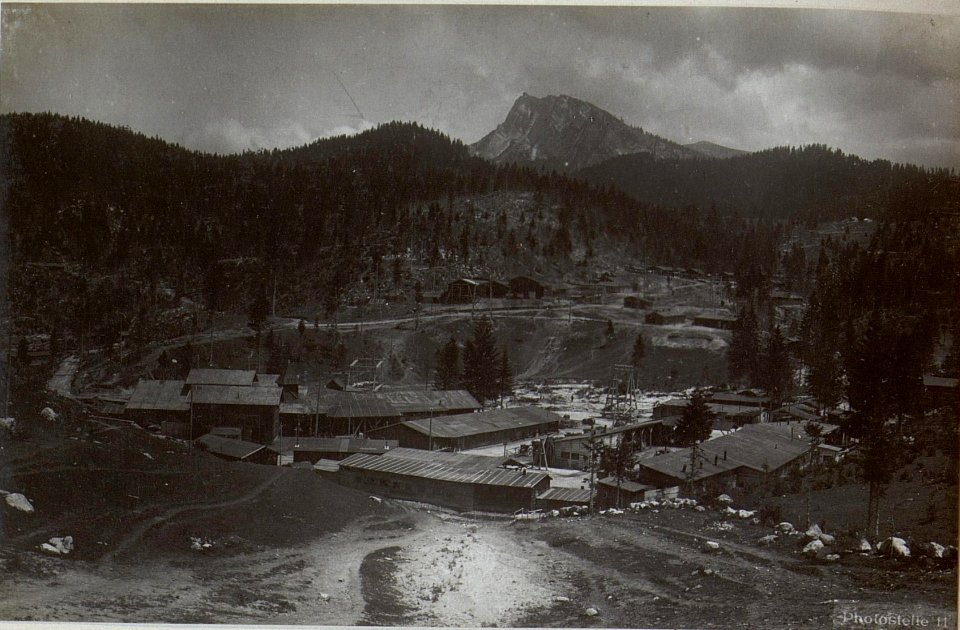 Seilbahn Nr, 10.Station Pusterle. (Totalansicht mit Anschluss.) (BildID 15643568)