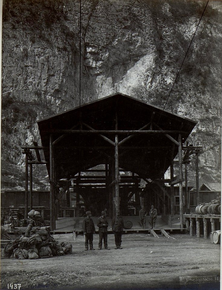 Seilbahn station Grigno, 64. (BildID 15643725)