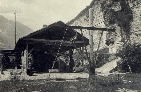 Seilbahn-Einlauf der Seilbahn I. (BildID 15672534)