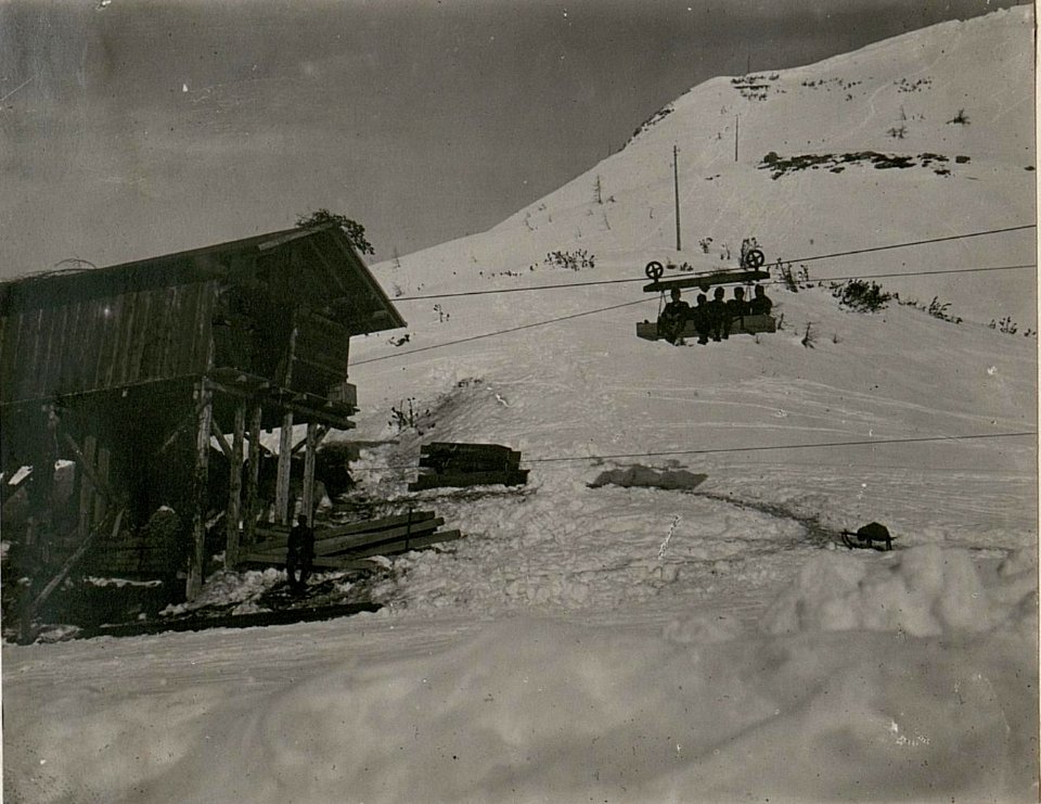 Seilbahnstation in der Pozzo-Mulde am Pasubio. (BildID 15515471)