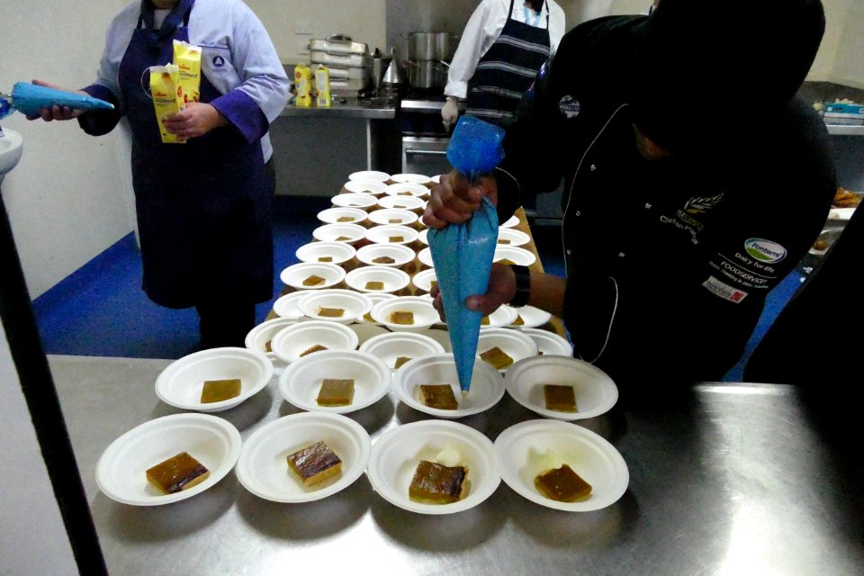 The annual Thanksgiving lunch for Wellington's needy (31186036905)