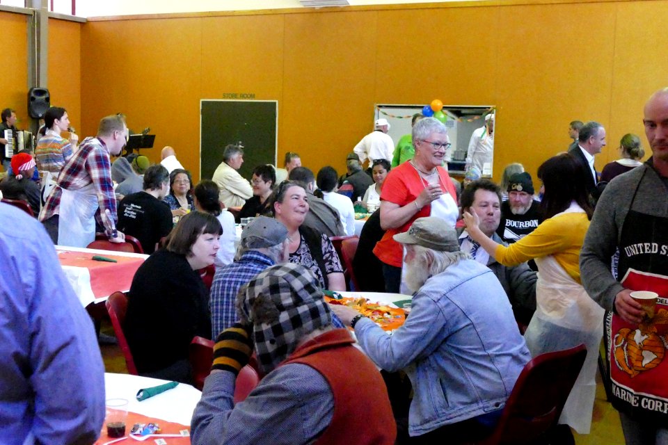 The annual Thanksgiving lunch for Wellington's needy (30818927670)