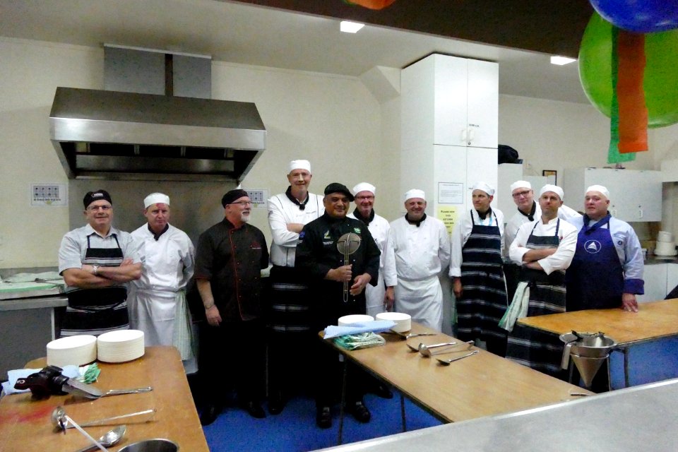 The annual Thanksgiving lunch for Wellington's needy. (31072205051)