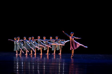 Lighting staging feeling