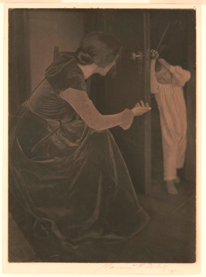 The bashful child - Clarence H. White '98. LCCN90711920