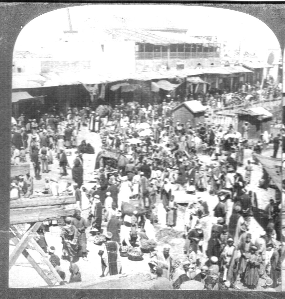 The Bazaar of Jaffa around 1880 (1)