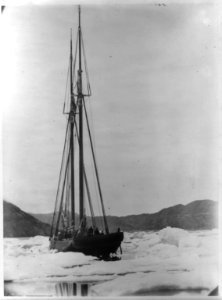 The Benjamin S. Wright, a schooner, held in the ice at Square Island Harbor, 1864 LCCN2012645561
