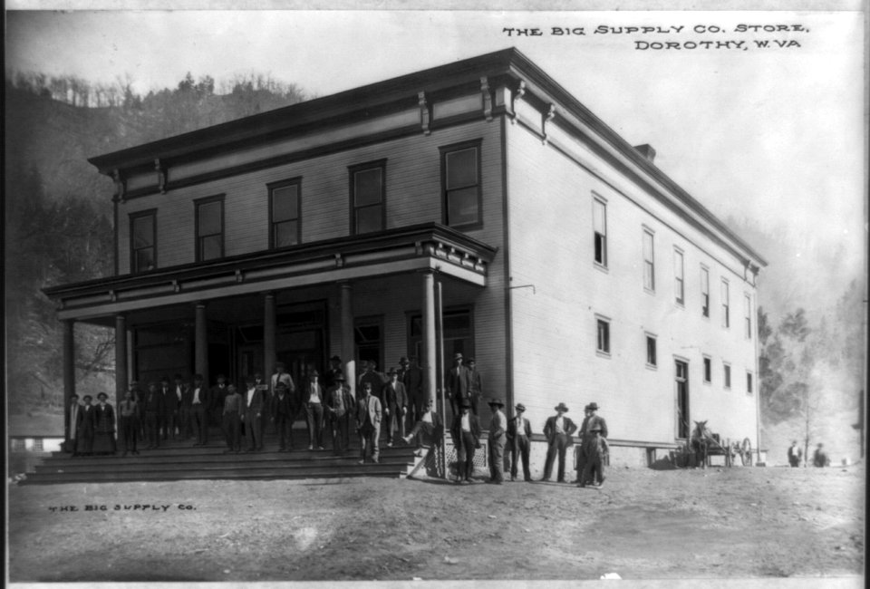 The Big Supply Co. store, Dorothy, W. VA LCCN2012645662