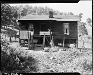 The Blaine Sergent family's house. P V & K Coal Company, Clover Gap Mine, Lejunior, Harlan County, Kentucky. - NARA - 541394