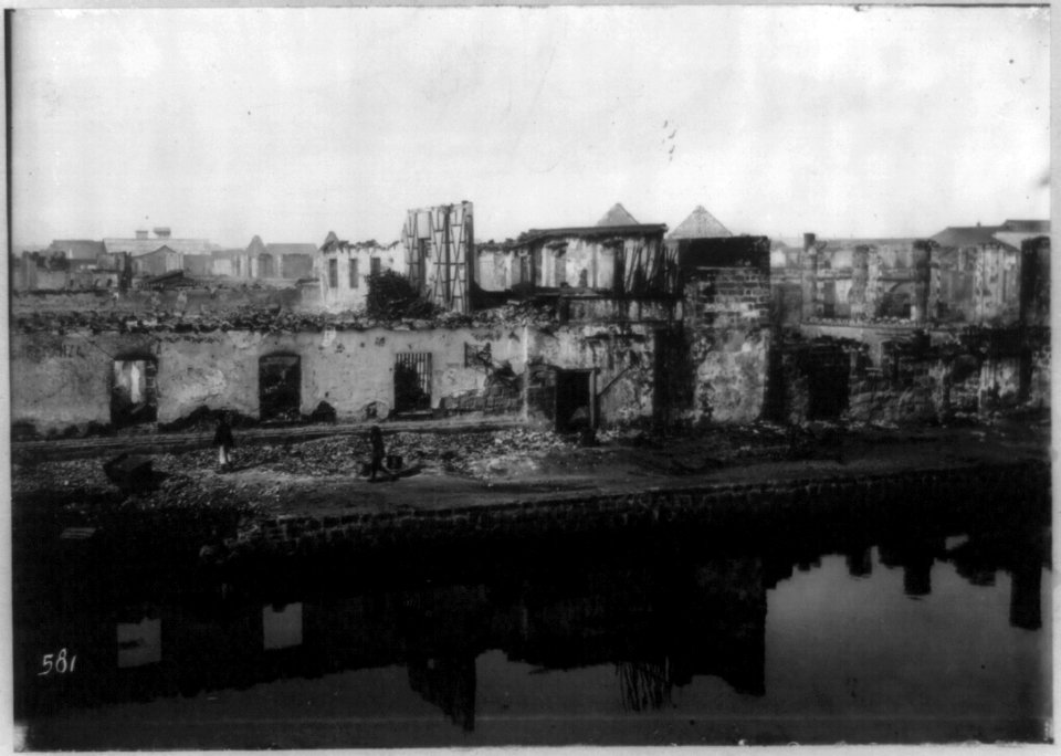 The burned district of Manila LCCN2002725142