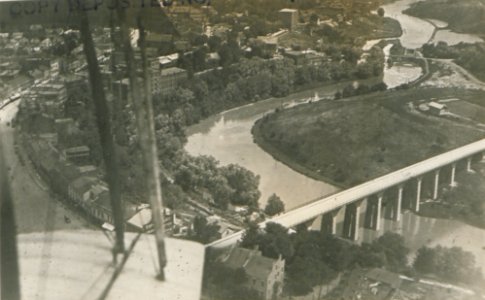 The Canal, St Catherines, Ontario from the Air (HS85-10-35969)