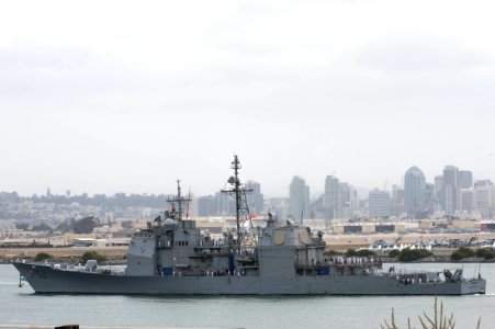 The Carl Vinson Carrier Strike Group (CSG) returns from deployment 150604-N-YW024-086