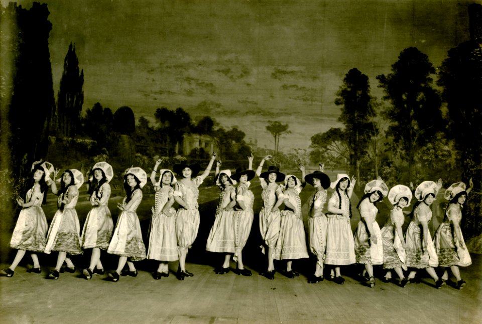 The Chicago Grand Opera Company performs a Dutch dance (SAYRE 12056)