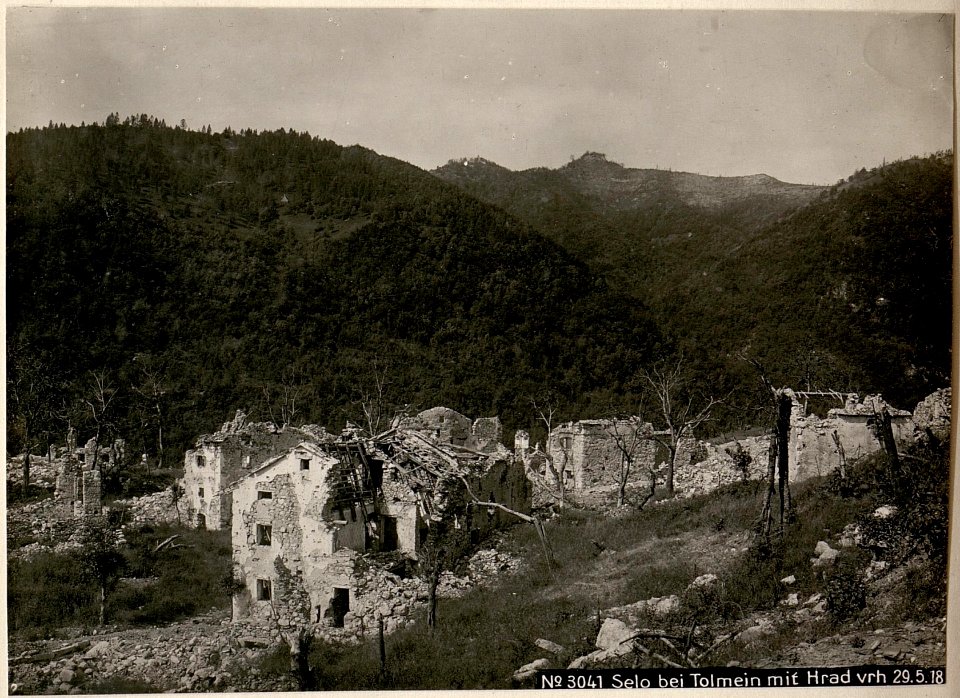 Selo bei Tolmein mit Hrad vrh 29.5.18 (BildID 15618923)