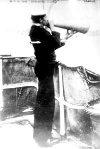 Semaphore signals, Royal Navy, December 24, 1914, WWI (30208928192)