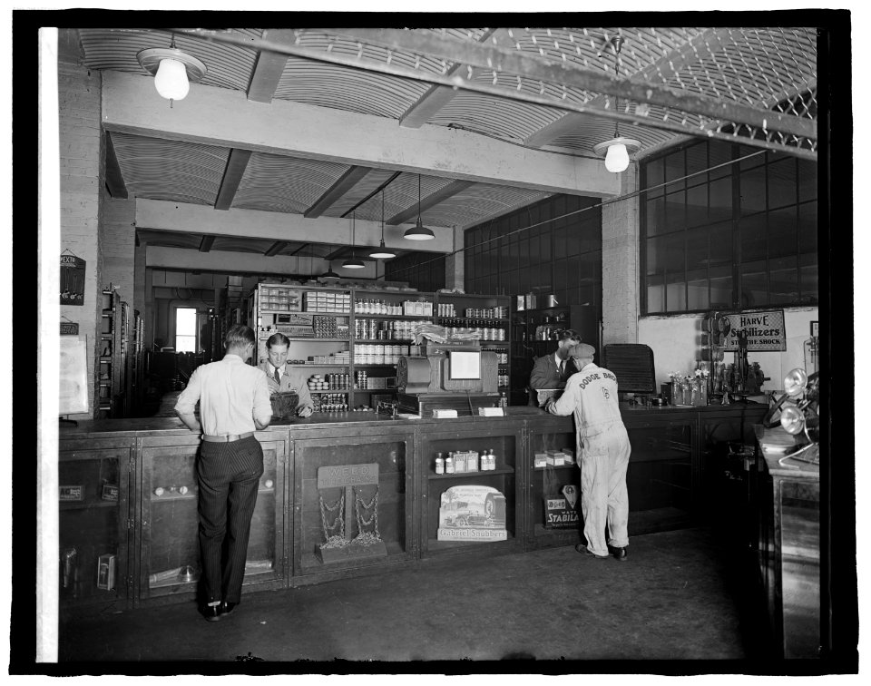 Semmes Motor Co., (Washington, D.C.) LCCN2016826221