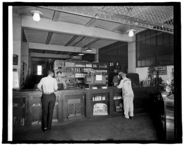Semmes Motor Co., (Washington, D.C.) LCCN2016826221