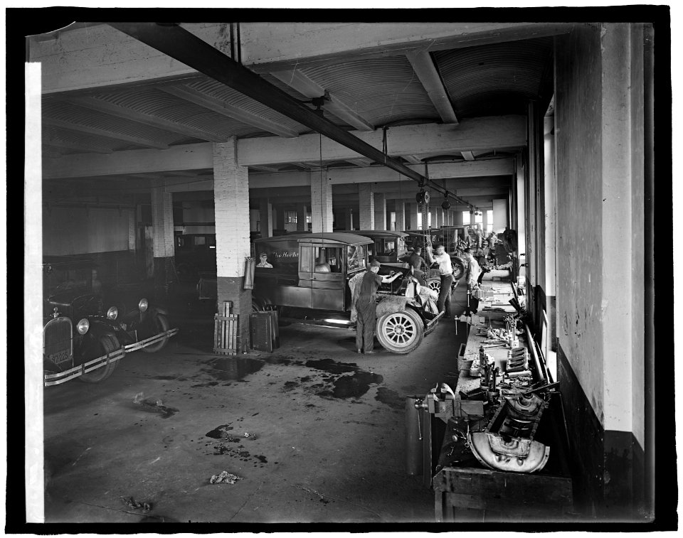 Semmes Motor Co., (Washington, D.C.) LCCN2016826237
