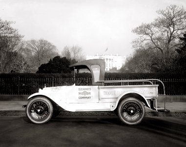 Semmes Motor Company service wagon - 1922 photo